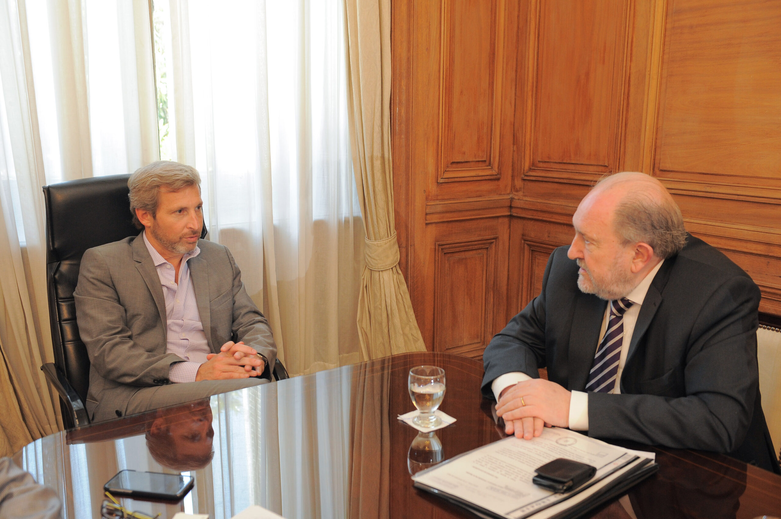 Verna advierte a Frigerio que irá a la Justicia si no convoca al Consejo de Gobierno del CIRHNOP
