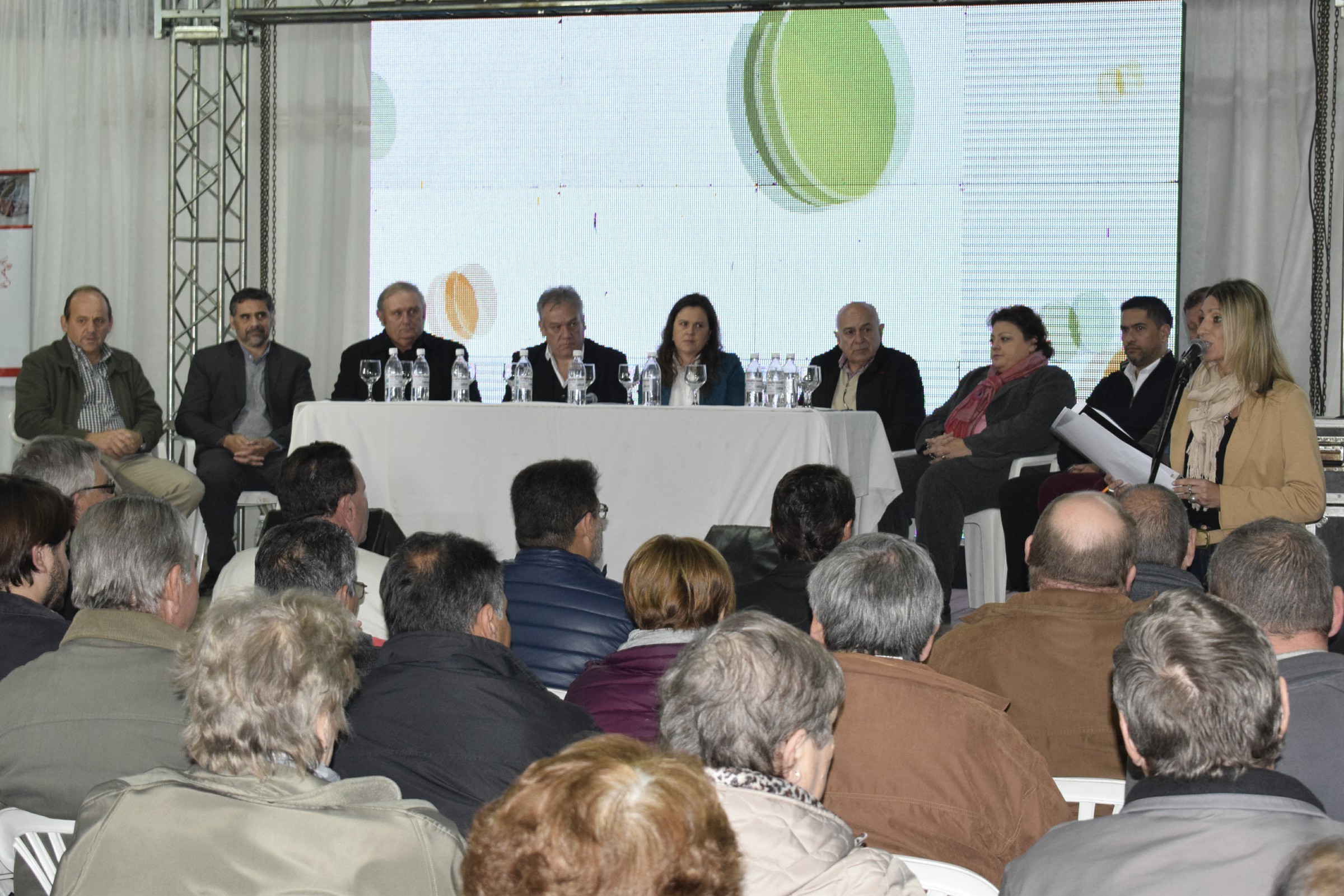 Ley de Descentralización: Primer encuentro de vinculación por Regiones