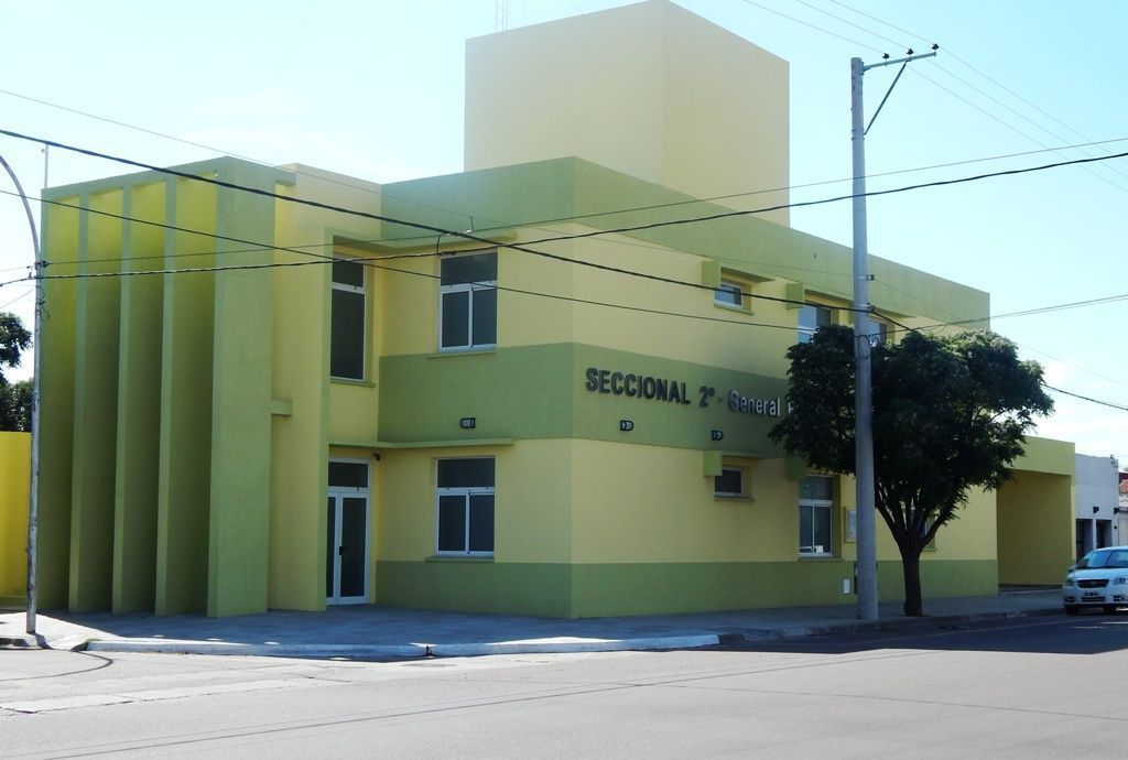 Ministerio de Seguridad, un detenido sin vida