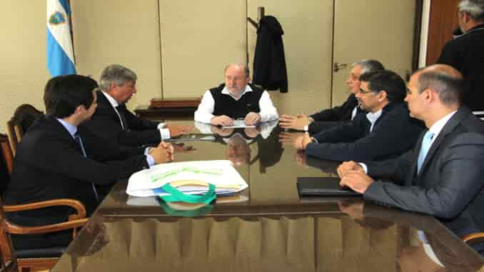 Empresa de caños PVC se instala en zona de 25 de Mayo