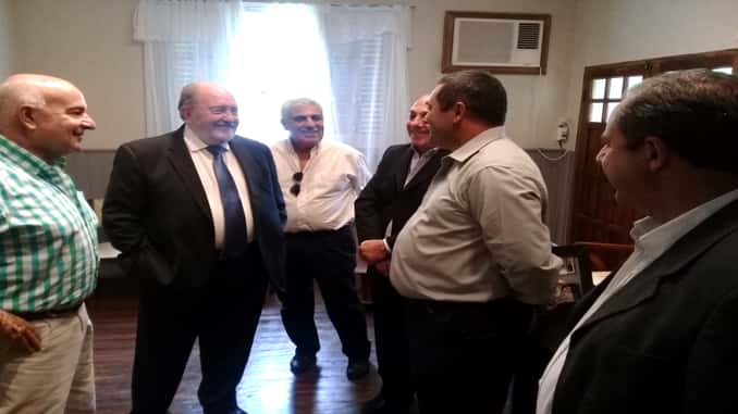 El gobernador entrega viviendas e inaugura obras en Ceballos