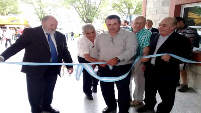 El gobernador encabezó acto de entrega de viviendas e inauguraciones en Ceballos