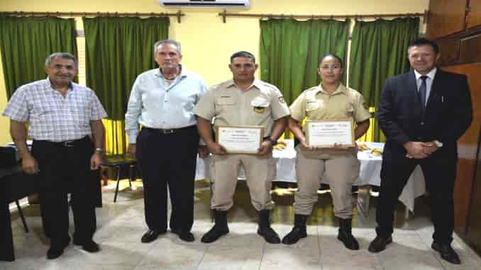 Reconocieron a Policías que salvaron la vida de un bebé