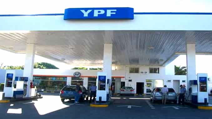 No es la primera vez, ya nos vamos acostumbrando YPF aumentó las naftas