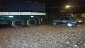 auto contra acoplado