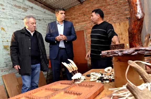 Bensusán y Borthiry visitaron emprendedores de Santa Rosa