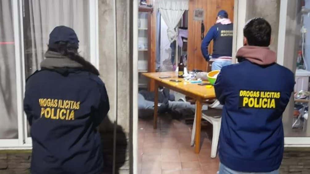 Urgente: Se realizaron varios allanamientos por drogas en la ciudad de América