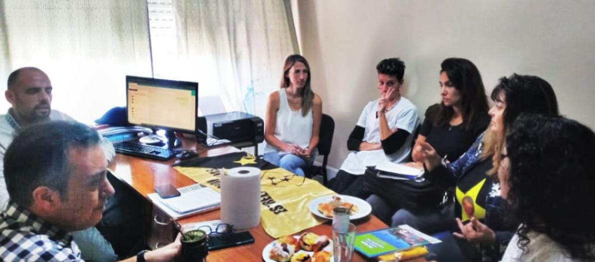  Estrellas Amarillas reunidas con autoridades de Salud Mental