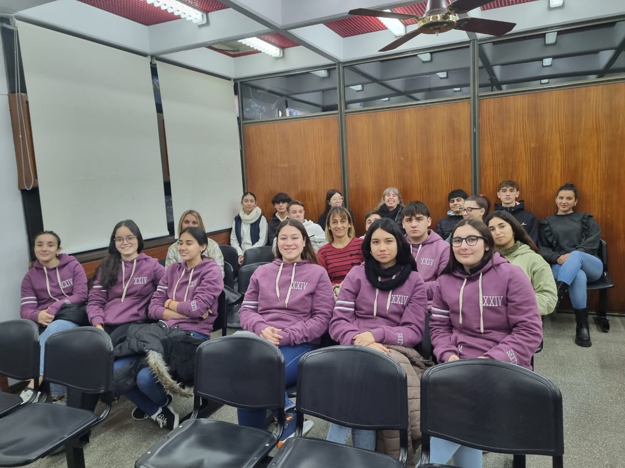 Educación + Justicia: alumnos de colegios de Gral. Pico, Hilario Lagos y Alta Italia presenciaron un debate