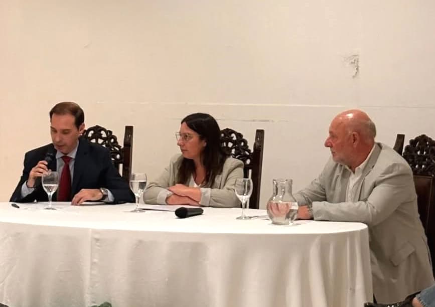 Lo que el discurso no dijo: Sueldos políticos, «olvidados» ANR y el silencio judicial